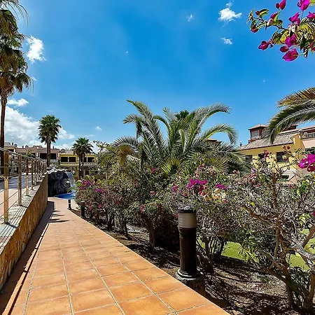 Casa vacanze Townhouse Near The Beach El Duque Adeje