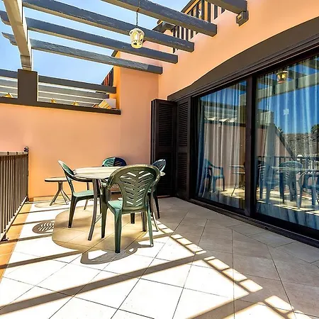 Casa vacanze Townhouse Near The Beach El Duque *