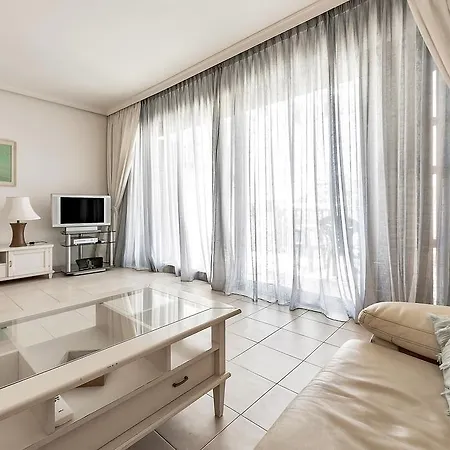 Casa vacanze Townhouse Near The Beach El Duque